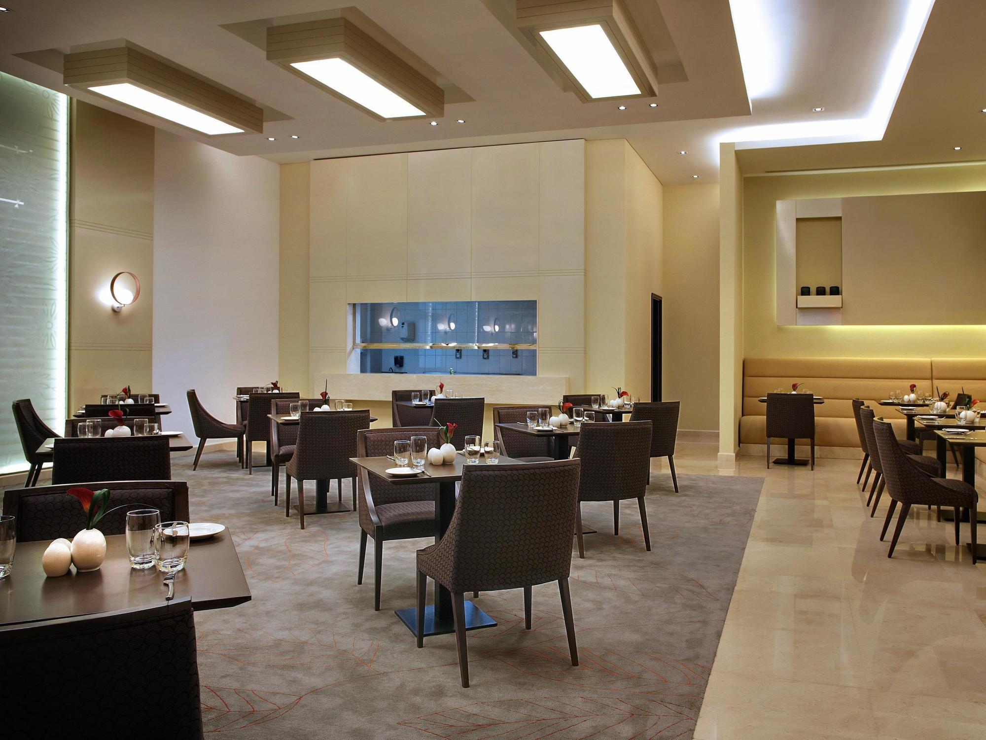 Cosmopolitan Hotel Dubai - Al Barsha Exterior foto